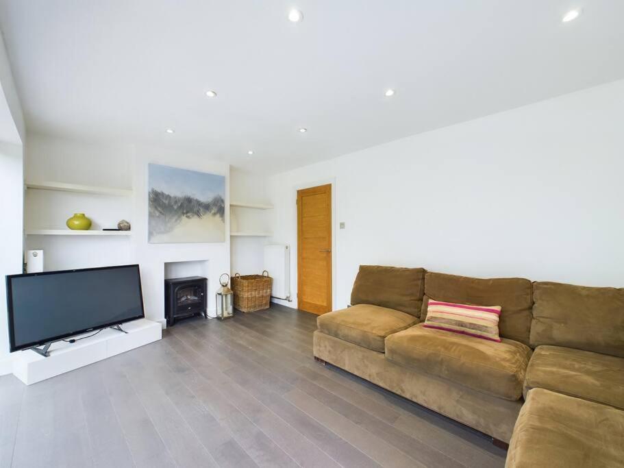 Stylish Cotswold Parking Peaceful Garden Villa Winchcombe Exterior foto